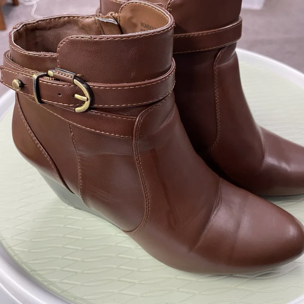 LC Lauren Conrad Angie Bootie Houseleek Hiker Faux-Fur Ankle Boots size 7.5M‎